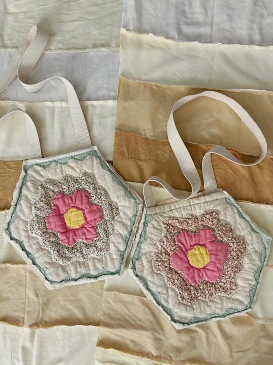 Handbags - Vintage Quilt Tote Bags